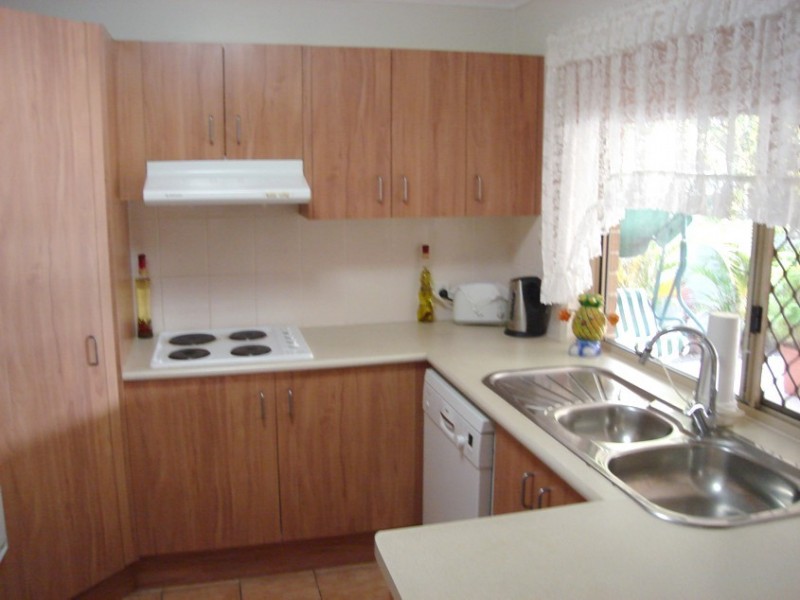 Seventeen Mile Rocks QLD 4073