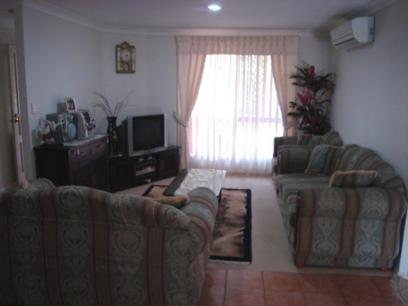 Seventeen Mile Rocks QLD 4073