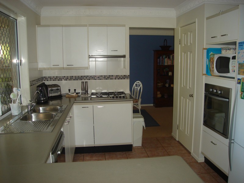 106 Pallert St, Middle Park QLD 4074