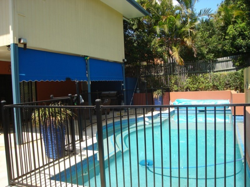 2 Wivenhoe Crt, Westlake QLD 4074