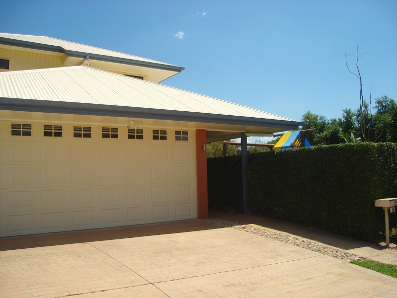 2 Wivenhoe Crt, Westlake QLD 4074