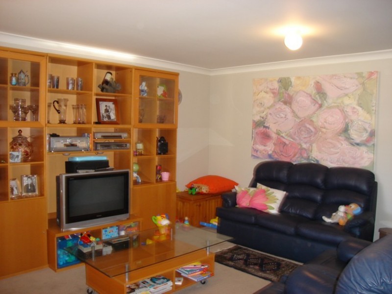 20 Hounslow Way, Seventeen Mile Rocks QLD 4073