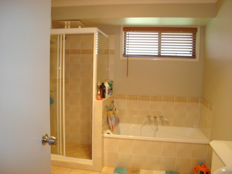 20 Hounslow Way, Seventeen Mile Rocks QLD 4073