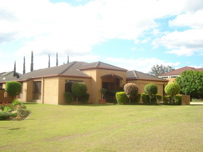 Sinnamon Park QLD 4073