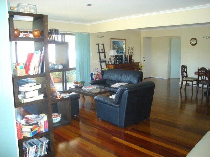 Jindalee QLD 4074