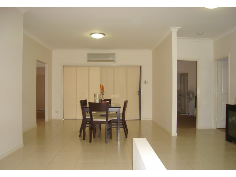 Sinnamon Park QLD 4073