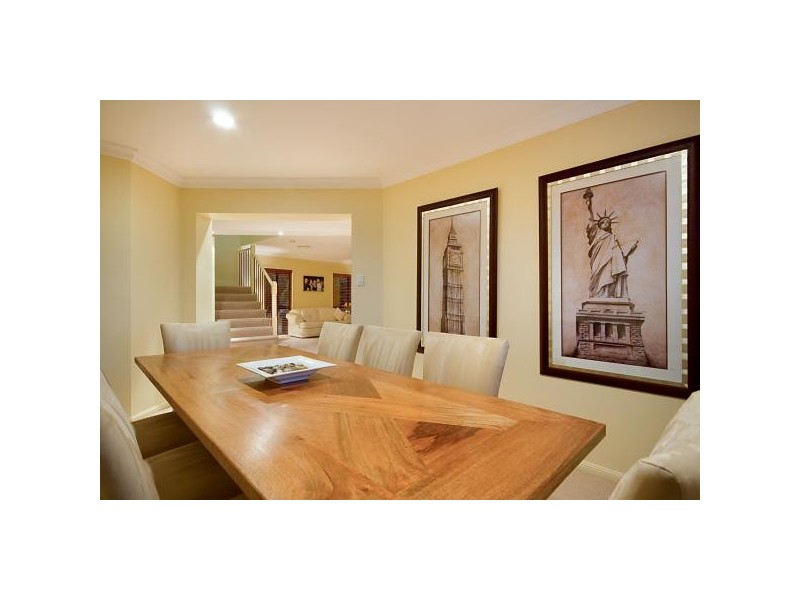 Sinnamon Park QLD 4073