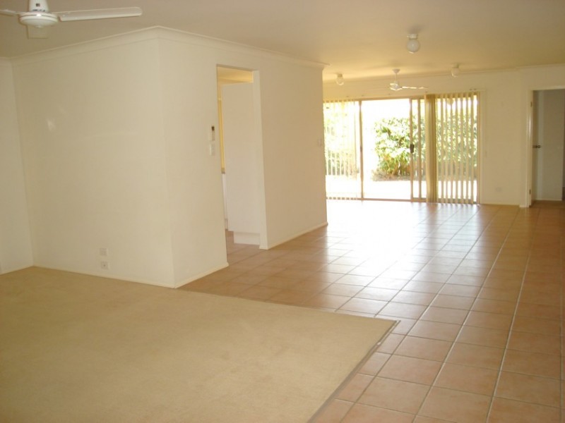 Seventeen Mile Rocks QLD 4073