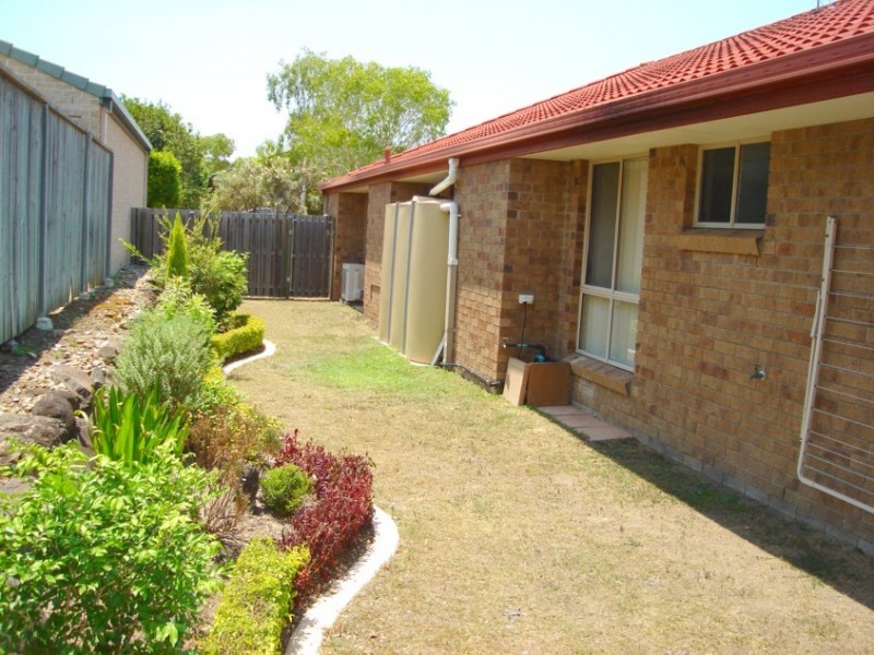 Seventeen Mile Rocks QLD 4073