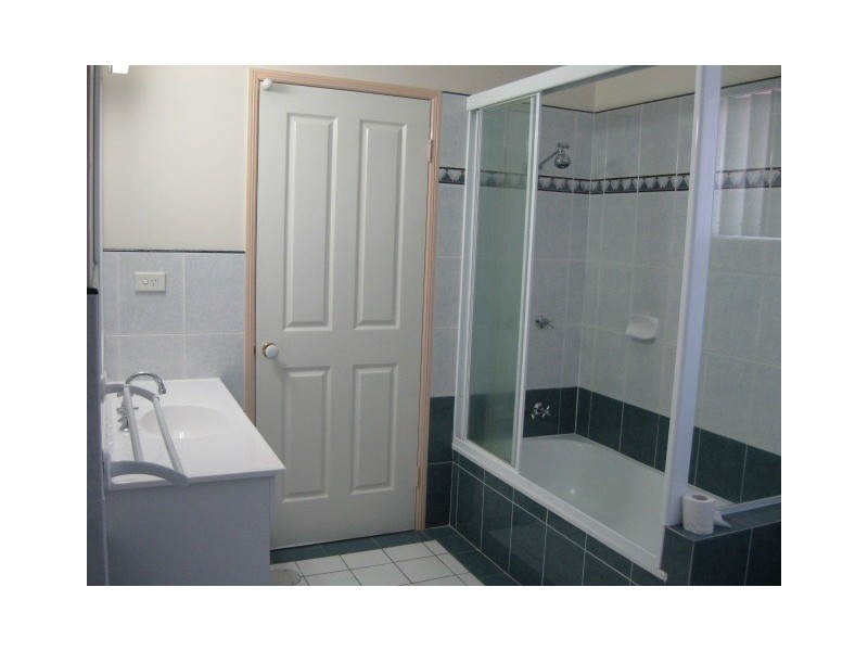 Sinnamon Park QLD 4073