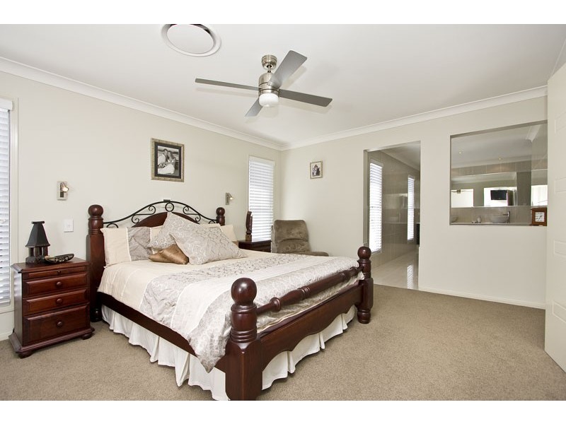 Sinnamon Park QLD 4073