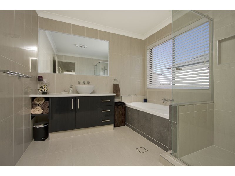 Sinnamon Park QLD 4073