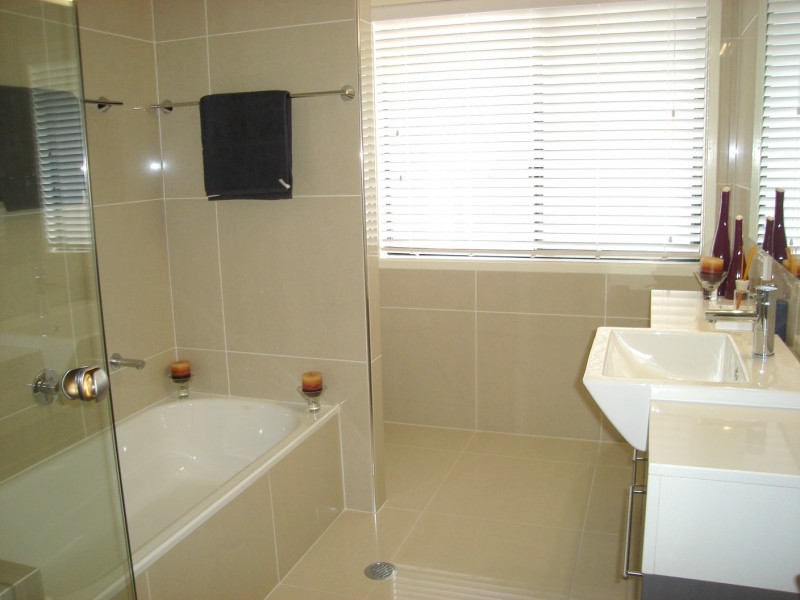 61 Sinnamon Road, Sinnamon Park QLD 4073