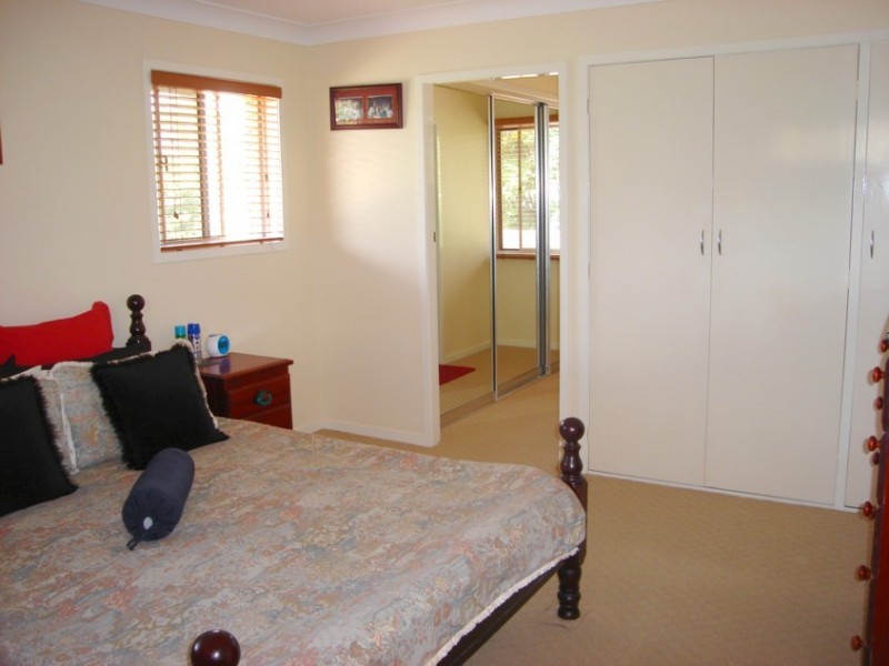 Jindalee QLD 4074