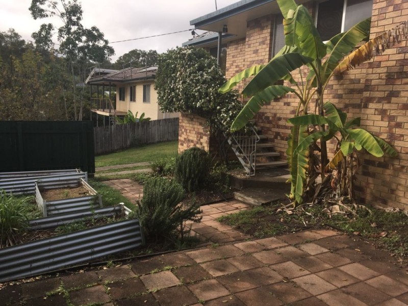 19 Argyle Street, Seventeen Mile Rocks QLD 4073