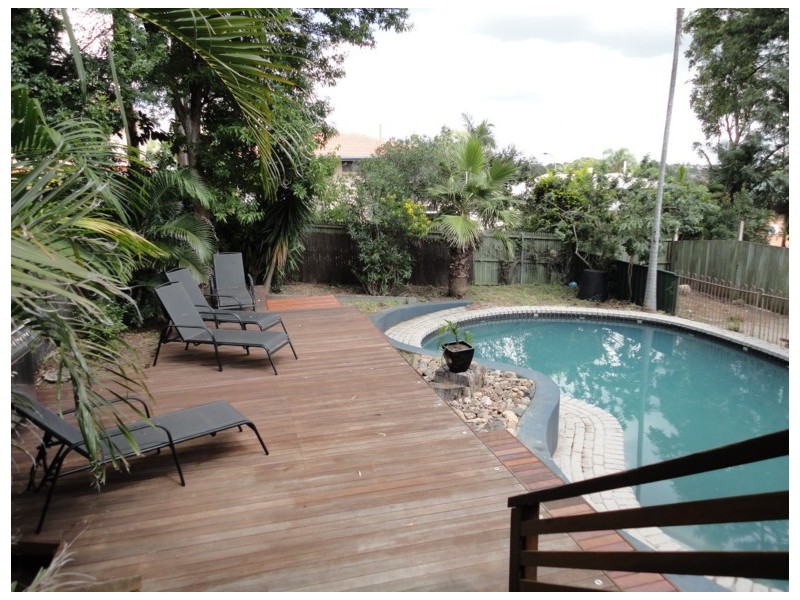 Jamboree Heights QLD 4074