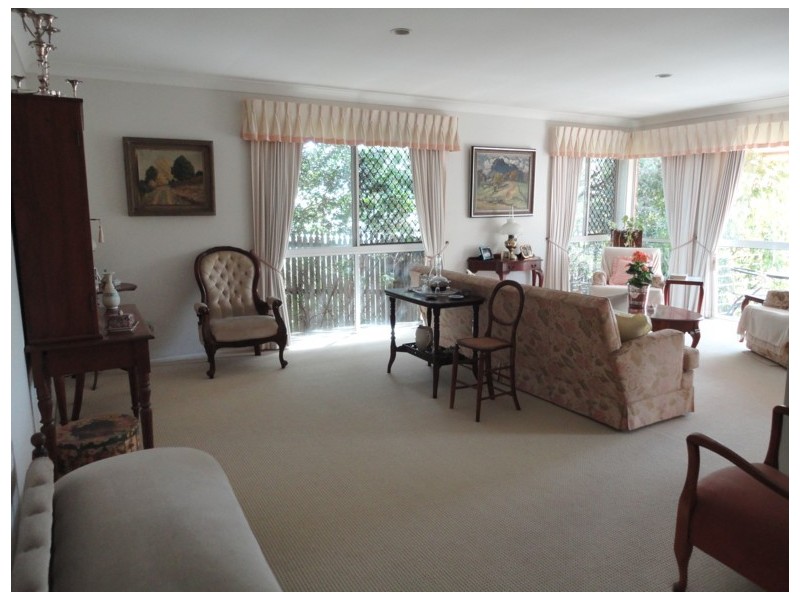 Sinnamon Park QLD 4073