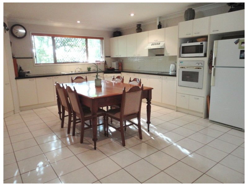 Sinnamon Park QLD 4073