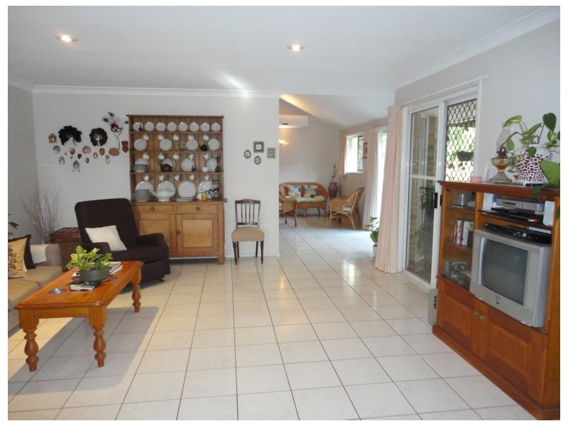 Sinnamon Park QLD 4073