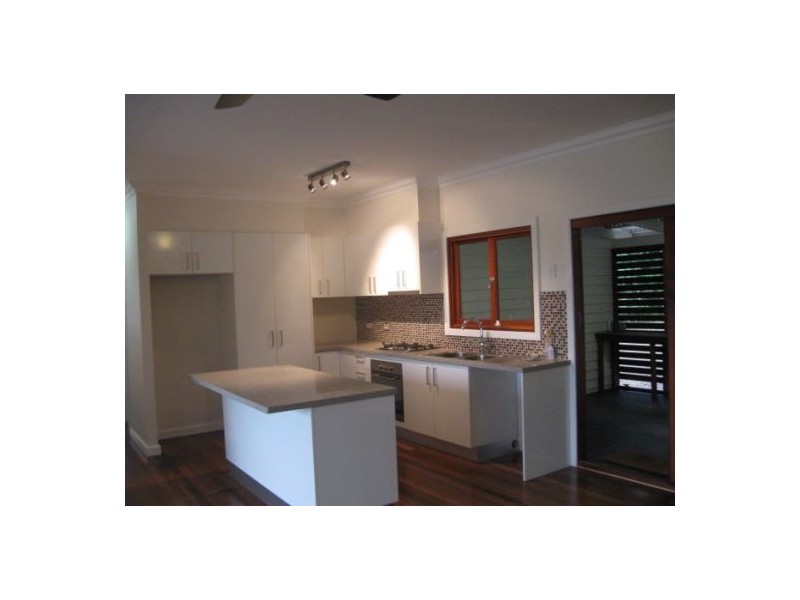 33 Brittian Street, Oxley QLD 4075