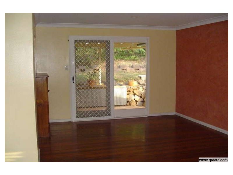 Jindalee QLD 4074