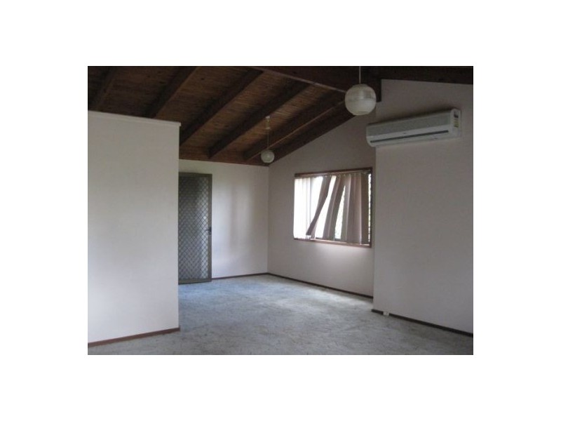 4 Mercator Street, Jamboree Heights QLD 4074