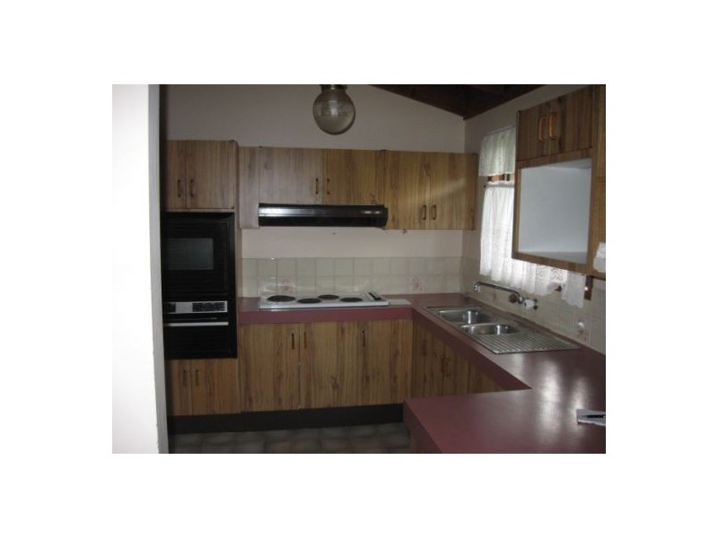 4 Mercator Street, Jamboree Heights QLD 4074