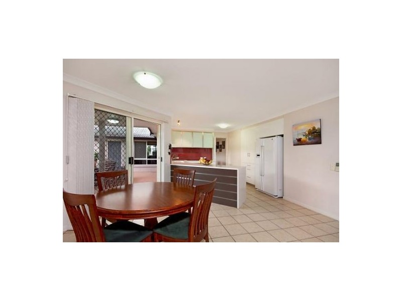 Sinnamon Park QLD 4073