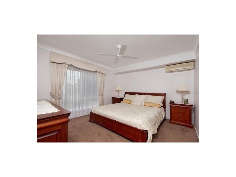 Sinnamon Park QLD 4073