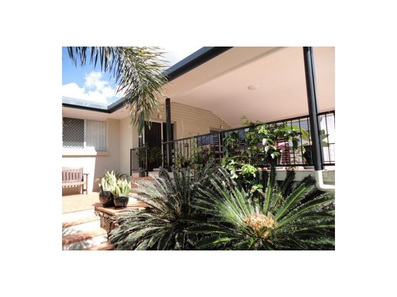 64 Mt. Ommaney Drive, Jindalee QLD 4074