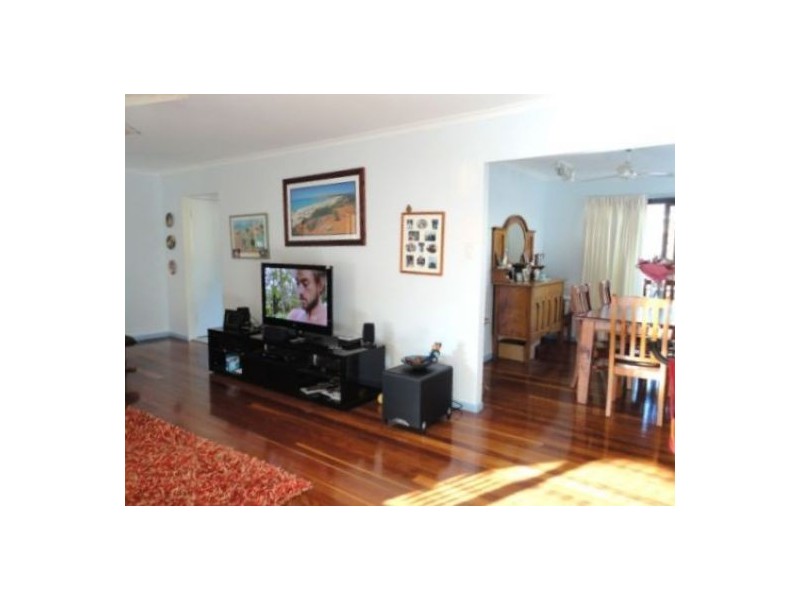 Jindalee QLD 4074