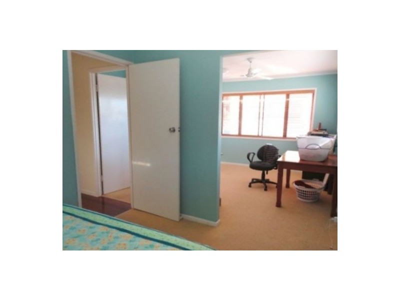 Jindalee QLD 4074