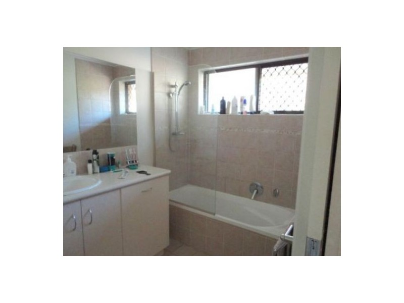 Jindalee QLD 4074