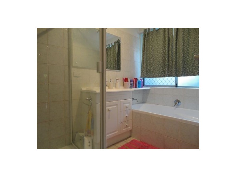 Jindalee QLD 4074