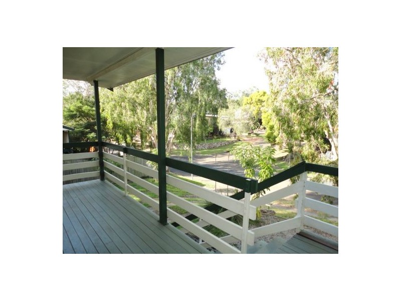 Seventeen Mile Rocks QLD 4073