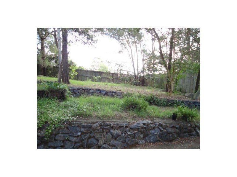 Seventeen Mile Rocks QLD 4073