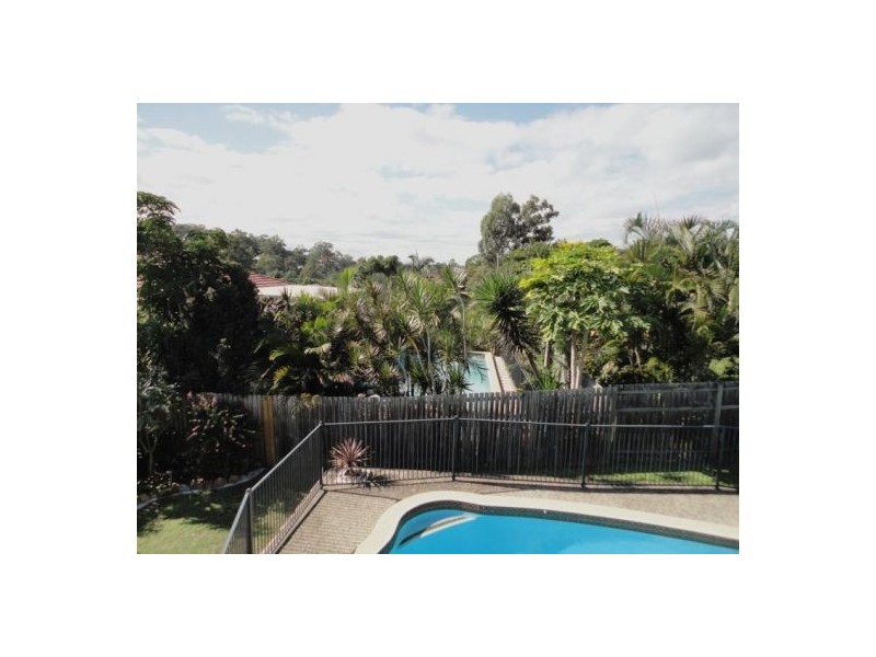 Jindalee QLD 4074