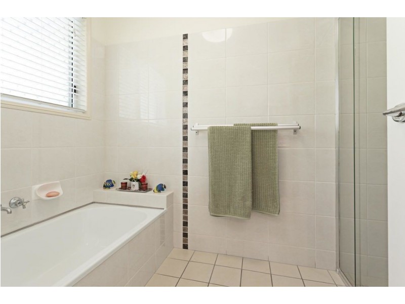 76 Pallert Street, Middle Park QLD 4074