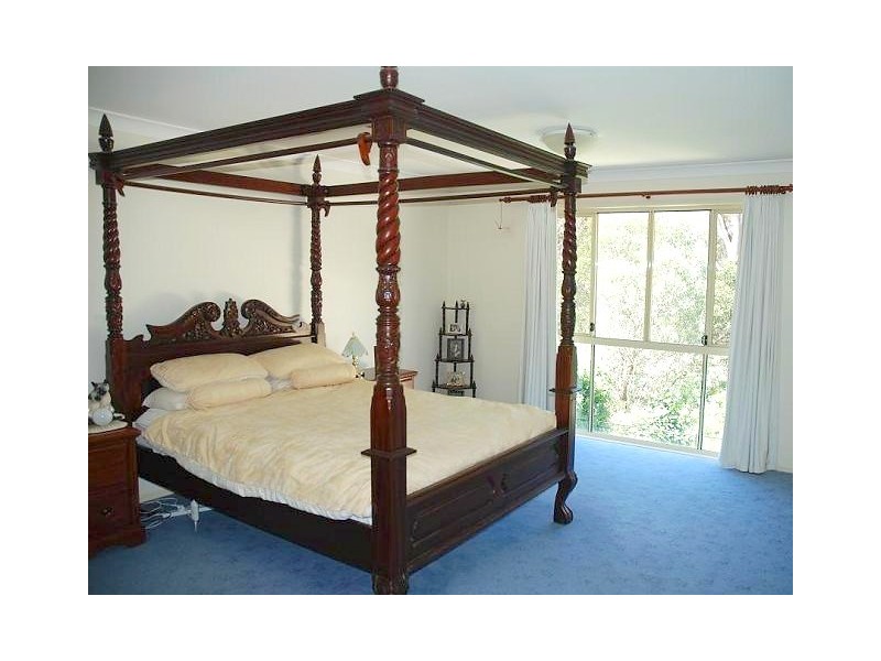 18 Hazlehead Place, Oxley QLD 4075