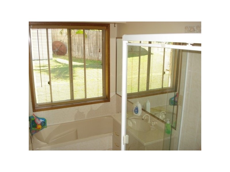 42 Juba Street, Riverhills QLD 4074