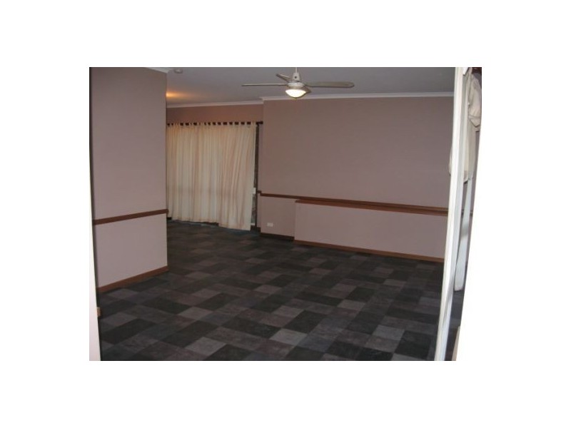 Sinnamon Park QLD 4073