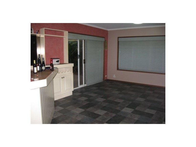 Sinnamon Park QLD 4073