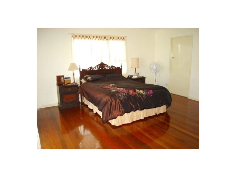 Jindalee QLD 4074