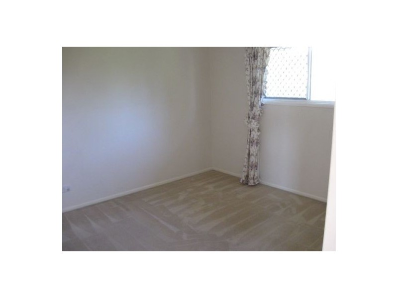 3 Ellerwood Street, Sinnamon Park QLD 4073