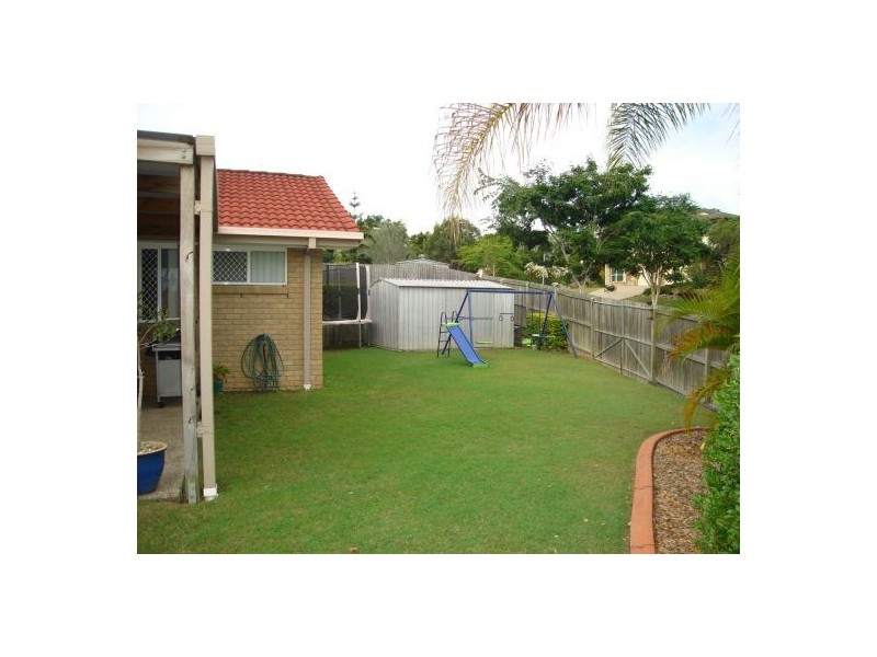 42 Woodrose Crescent, Sinnamon Park QLD 4073