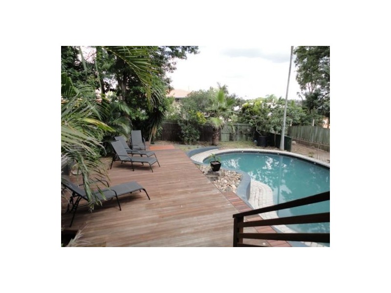 Jamboree Heights QLD 4074