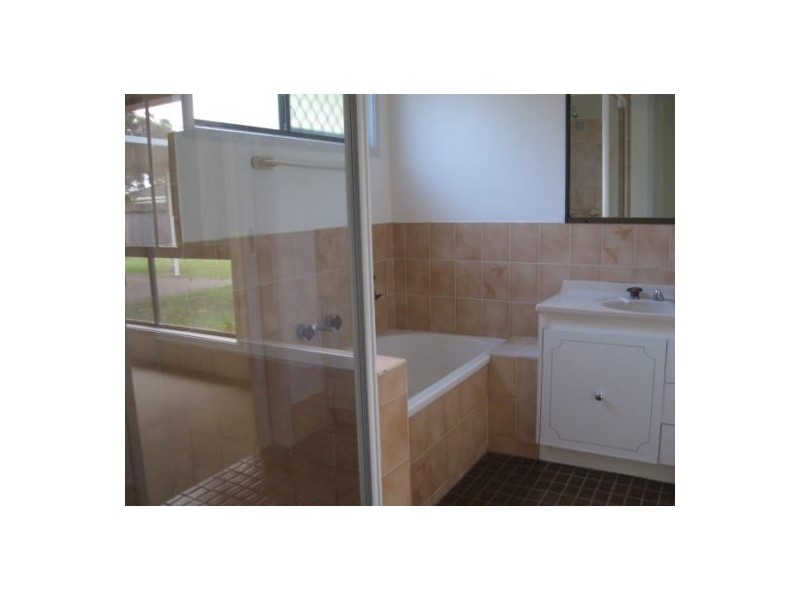 50 Port Street, Middle Park QLD 4074