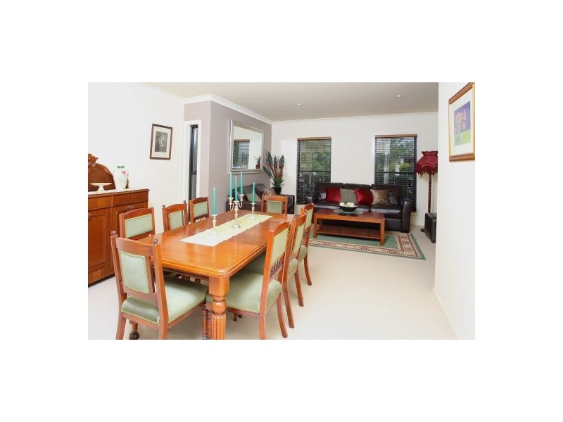 Sinnamon Park QLD 4073