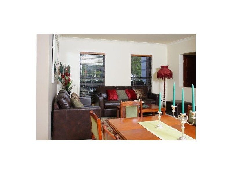 Sinnamon Park QLD 4073