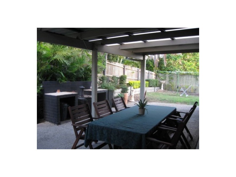 110 Oldfield Road, Sinnamon Park QLD 4073